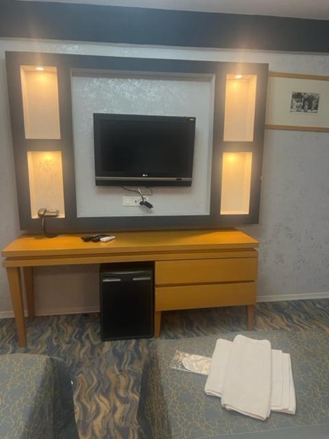 Uenaten Otel Gaziemir Kültér fotó